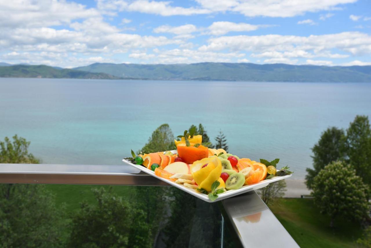 Hotel Izgrev Spa & Aquapark Struga Exterior foto